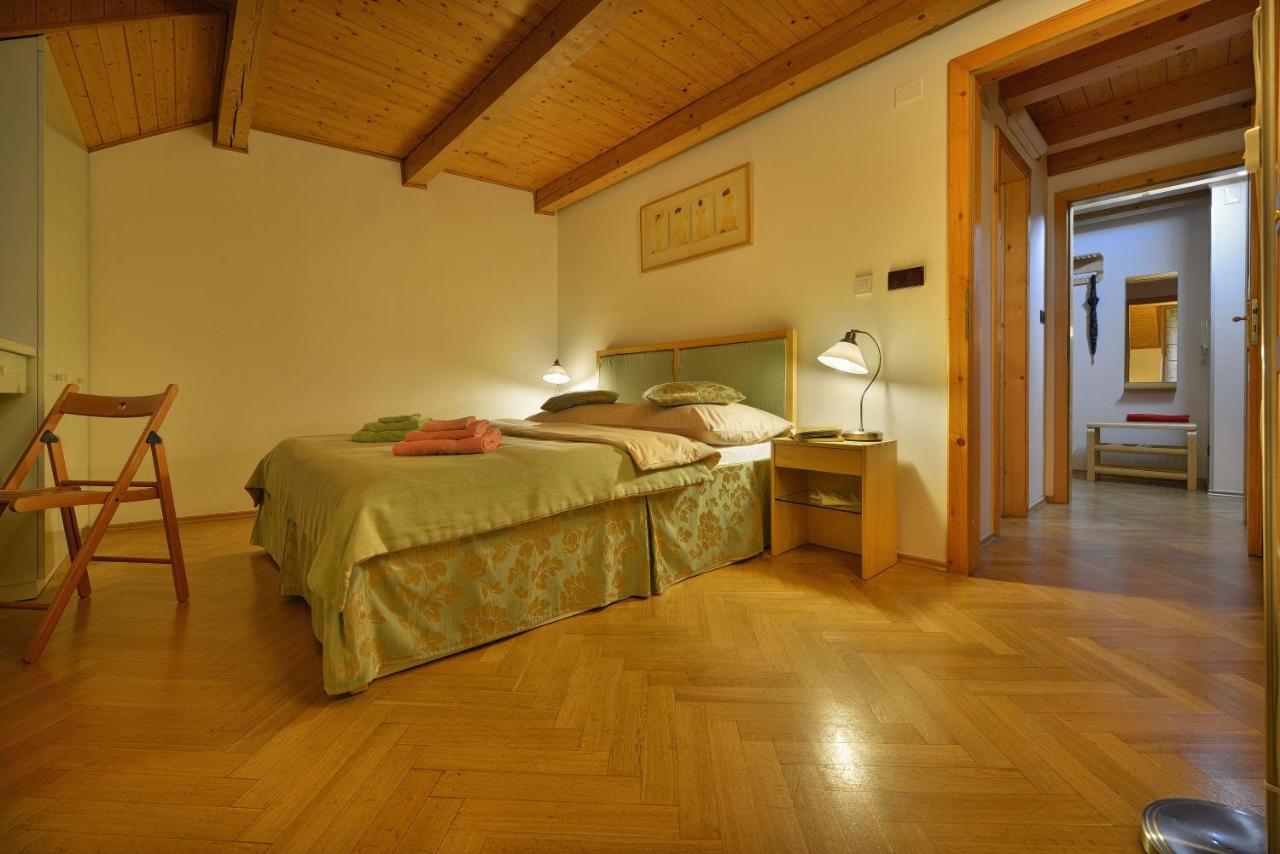 Apartamento Old Town Tyn